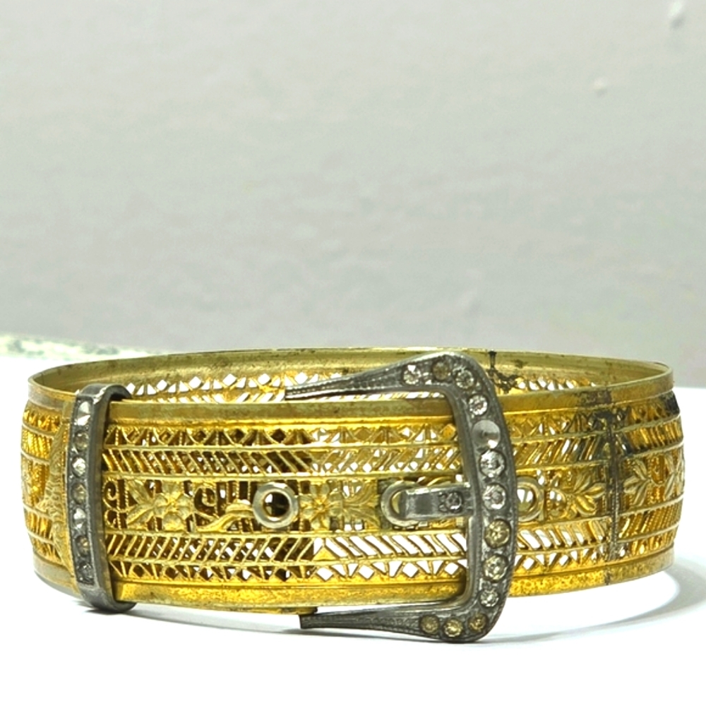 Vintage bracelet Art Deco buckle filigree gold tone belt garter bangle f…